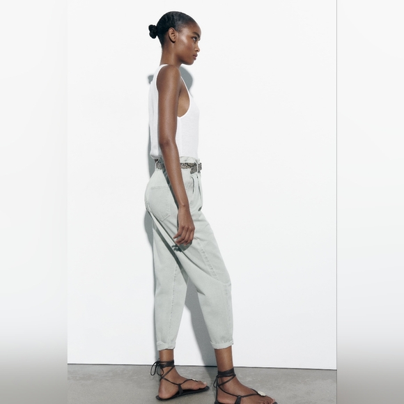 NWT Zara HIGH-WAISTED BELTED BAGGY PAPERBAG Z1975 JEANS Size 2 (fit like a 4-6)) - Picture 4 of 12